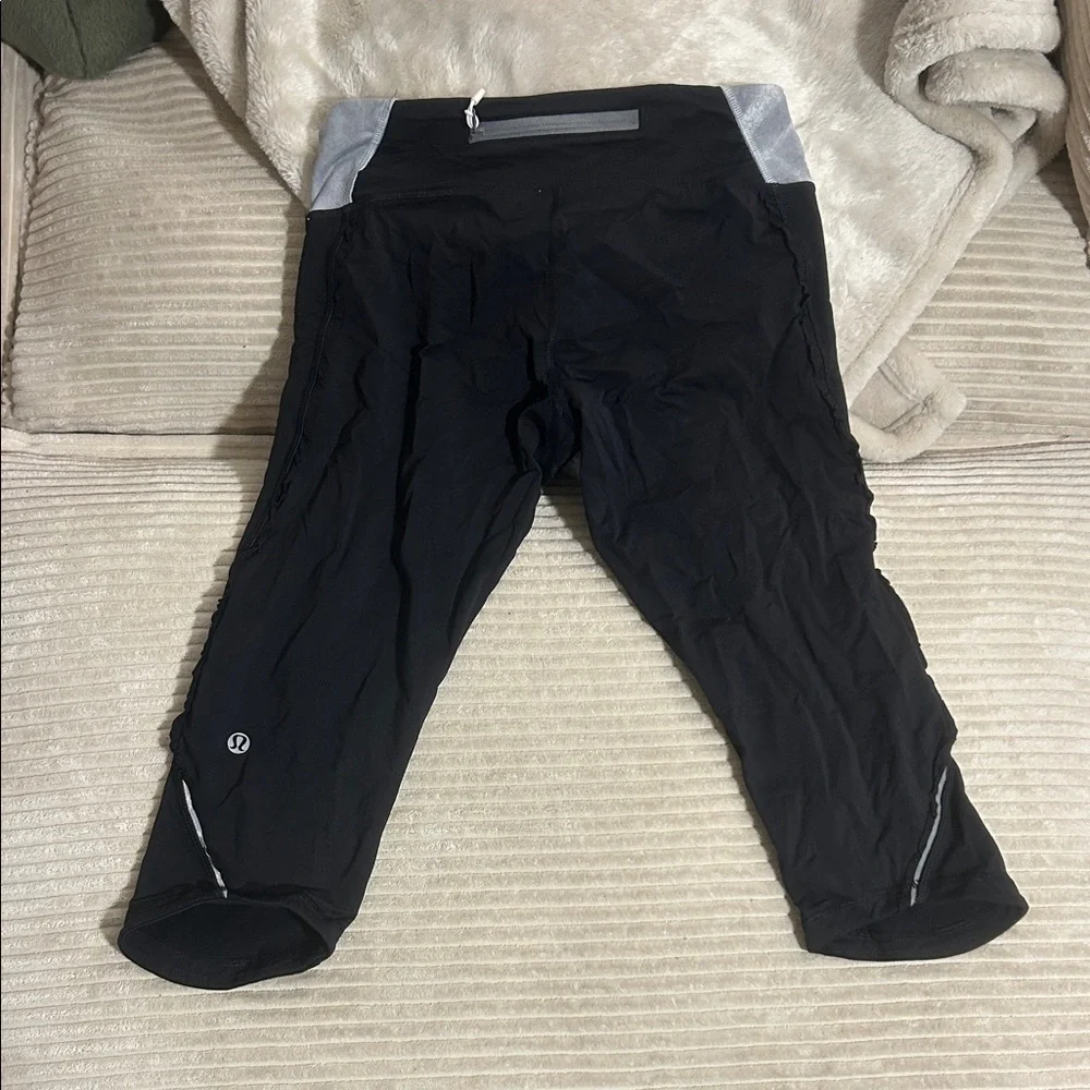 lululemon athletica comfortable black